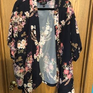 Torrid Navy Floral Kimono Size 2/3